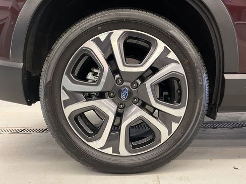 Used 2024 Subaru Ascent Touring image 39