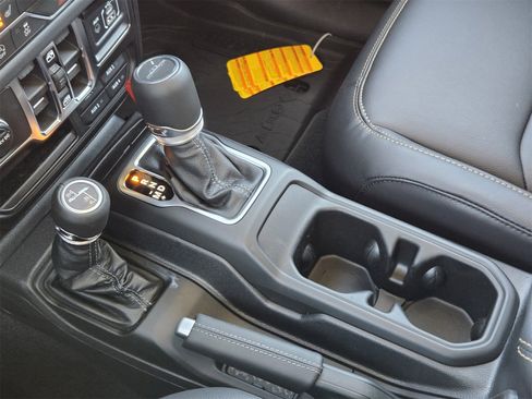 New 2026 Jeep Gladiator Sport image 20