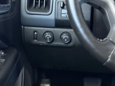 Used 2018 Chevrolet Colorado Z71 image 25