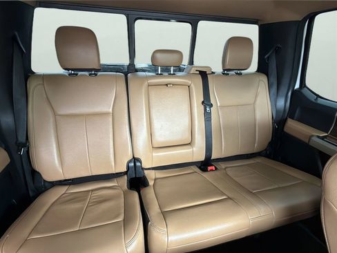 Used 2022 Ford F250 Lariat w/ Lariat Ultimate Package AWD/4WD image 22