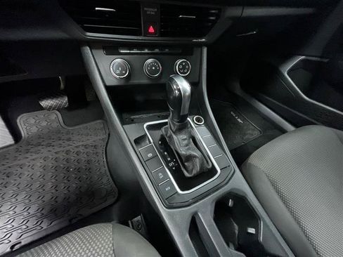 Used 2019 Volkswagen Jetta SE FWD image 15