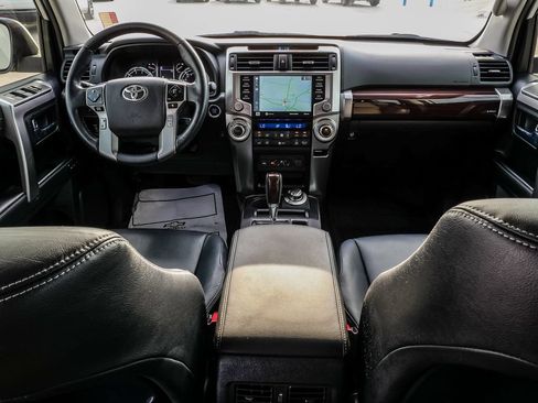 Used 2024 Toyota 4Runner Limited AWD/4WD image 29