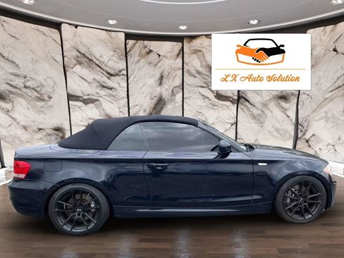 Used 2013 BMW 135i Convertible RWD image 12