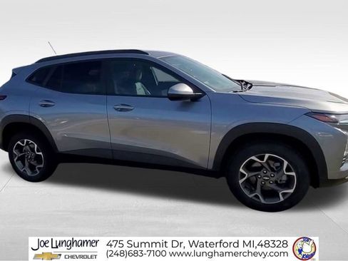 Certified 2024 Chevrolet Trax LT w/ Driver Confidence Package image 10