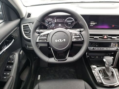 New 2026 Kia Seltos SX AWD/4WD image 12