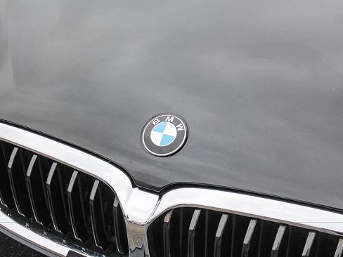 Used 2021 BMW 530i w/ Convenience Package RWD image 11