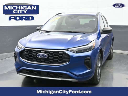 Used 2023 Ford Escape ST-Line image 1