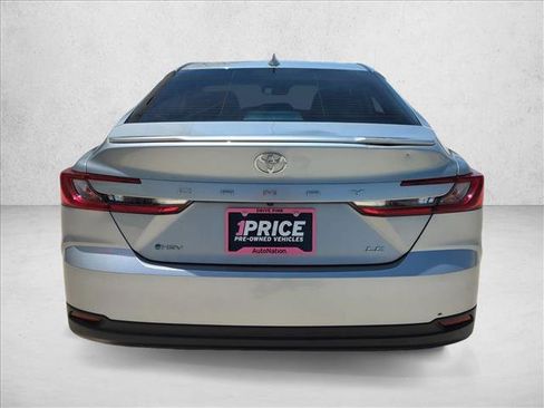 Used 2025 Toyota Camry LE w/ Convenience Package FWD image 7