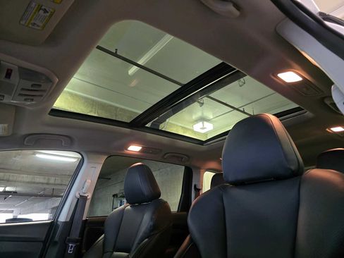 Used 2021 Subaru Ascent Limited w/ Technology Package image 23