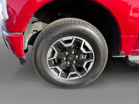 Used 2023 Ford F150 Lightning XLT image 9