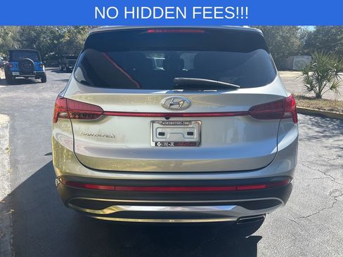 Used 2023 Hyundai Santa Fe SEL w/ Premium Package image 6