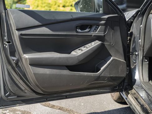 Used 2025 Honda Accord EX-L image 38