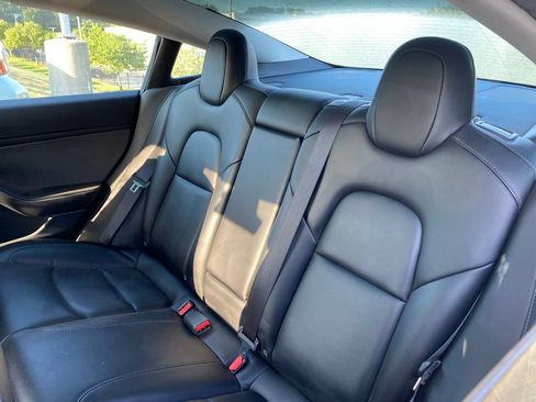 Used 2021 Tesla Model 3 Long Range AWD/4WD image 9