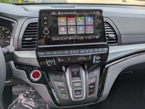 New 2026 Honda Odyssey Touring image 12