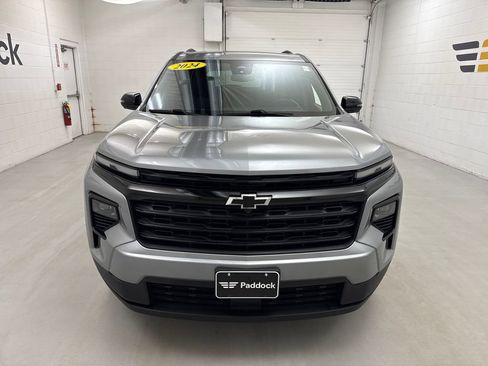 Used 2024 Chevrolet Traverse LT w/ Midnight/Sport Edition AWD/4WD image 7