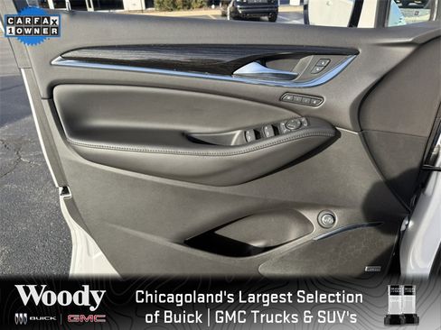 Used 2021 Buick Enclave Avenir w/ Avenir Technology Package image 14