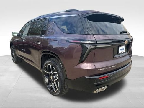 New 2026 Chevrolet Traverse High Country image 3
