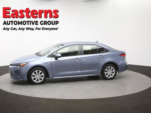 Used 2025 Toyota Corolla LE FWD image 52
