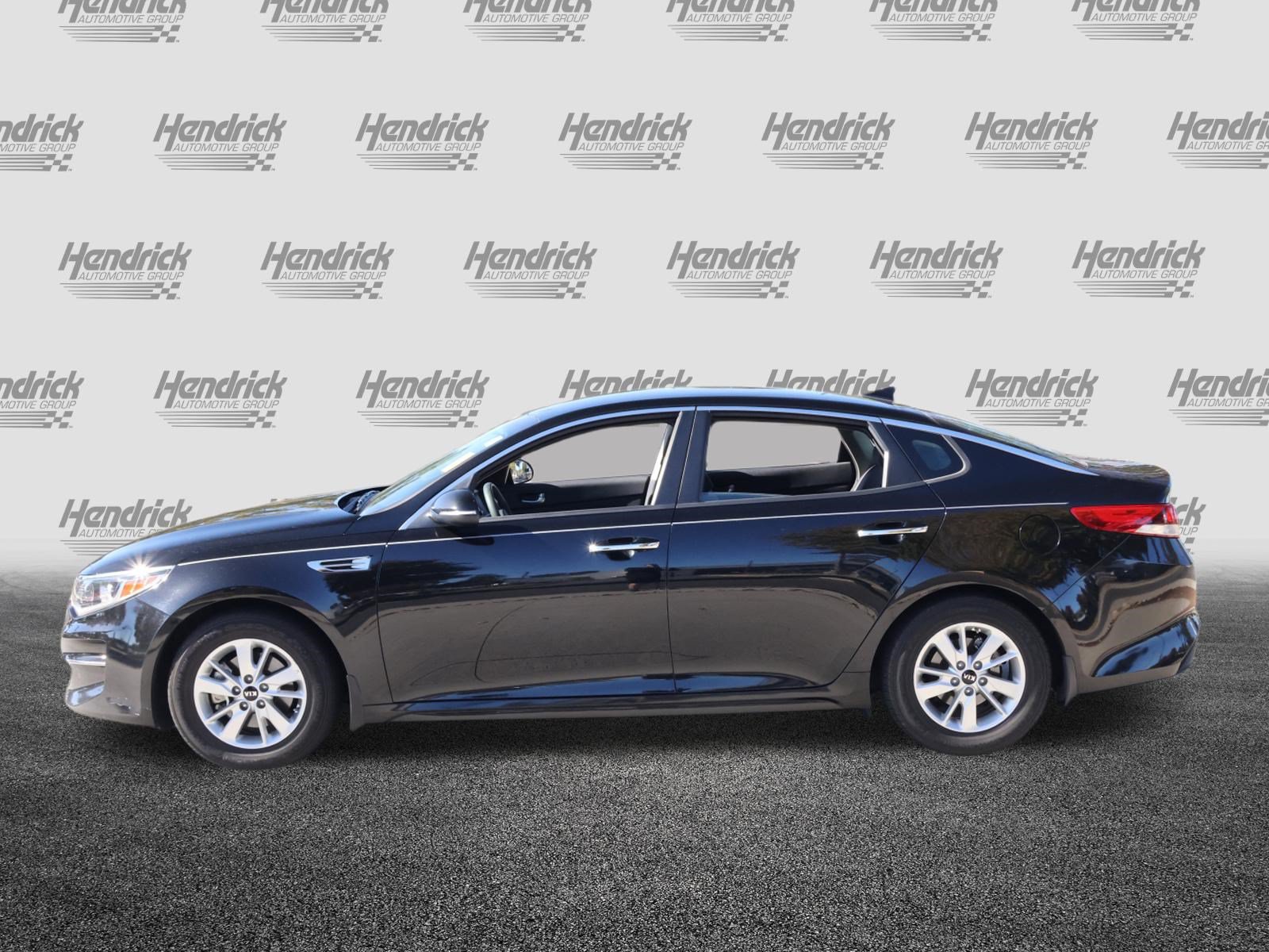 Used 2017 Kia Optima LX FWD image 6