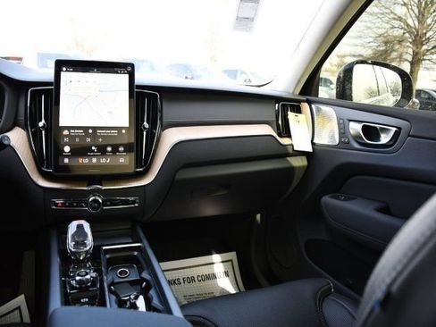 New 2026 Volvo XC60 B5 Ultra w/ Protection Package Premier image 19