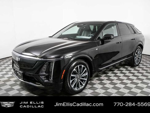 Used 2024 Cadillac Lyriq Sport AWD/4WD image 26