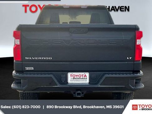 Used 2023 Chevrolet Silverado 1500 LT Trail Boss w/ Protection Package image 3