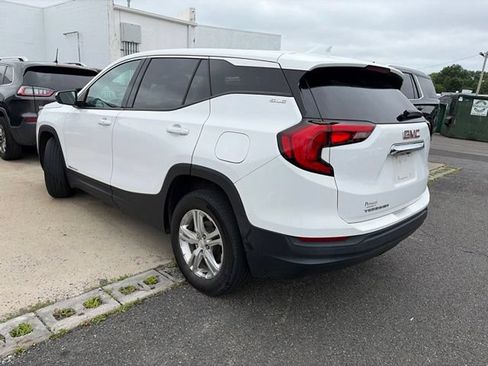 Used 2020 GMC Terrain SLE FWD image 4