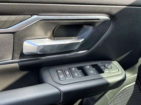 New 2026 RAM 1500 4x4 Crew Cab image 13