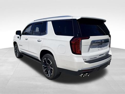 Used 2024 GMC Yukon Denali w/ Advanced Technology Package AWD/4WD image 7