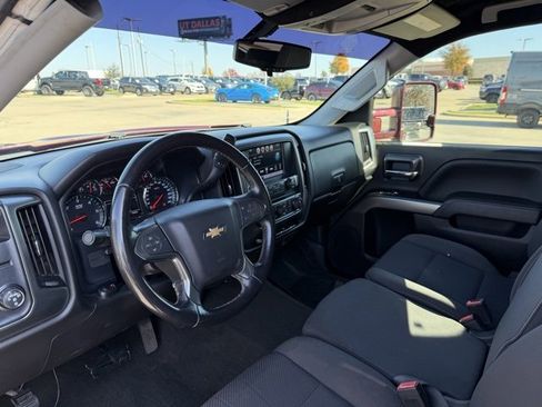 Used 2018 Chevrolet Silverado 1500 LT w/ Texas Edition image 12