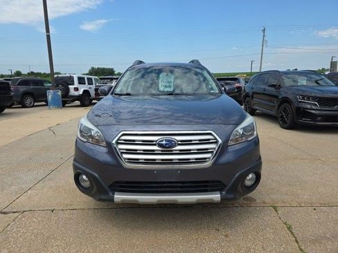 Used 2016 Subaru Outback 2.5i Limited AWD/4WD image 2