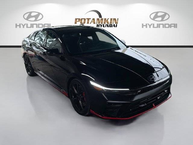 New 2026 Hyundai Elantra N FWD image 3