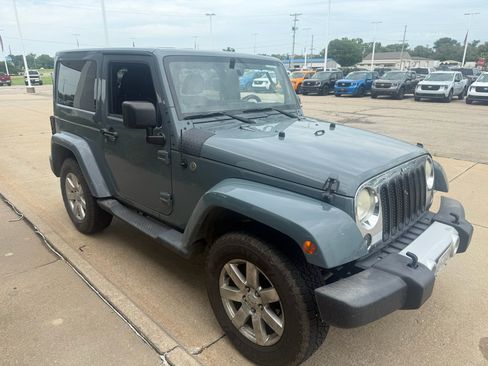 Used 2014 Jeep Wrangler Sahara w/ Mopar Chrome Edition Group AWD/4WD image 8