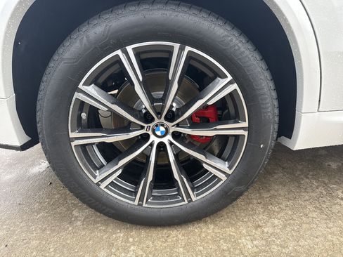 New 2026 BMW X5 sDrive40i image 27