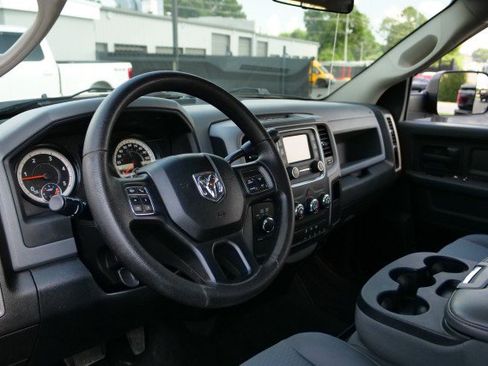 Used 2017 RAM 2500 Tradesman w/ Chrome Appearance Group AWD/4WD image 2