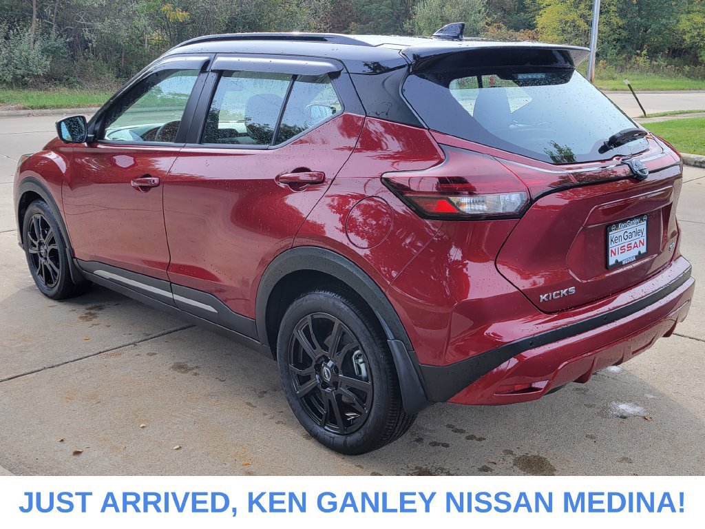 Certified 2024 Nissan Kicks SR w/ SR Premium Package FWD image 5