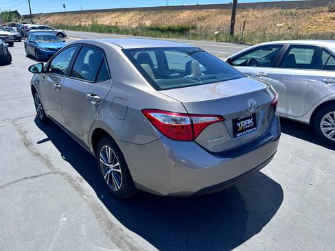 Used 2016 Toyota Corolla LE w/ Protection Package FWD image 4