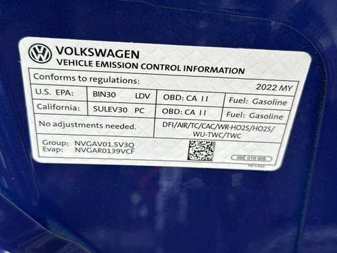 Used 2022 Volkswagen Taos SE FWD image 32