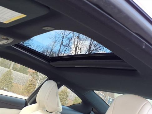 Used 2022 INFINITI Q60 Red Sport 400 w/ Proactive Package image 14