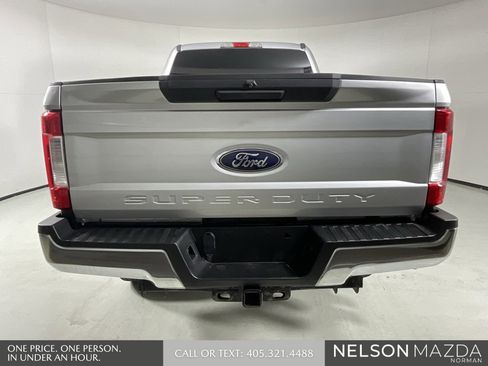 Used 2017 Ford F250 XLT w/ FX4 Off-Road Package image 7