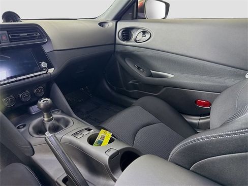 Used 2025 Nissan Z Sport w/ Floor Mat Package image 21