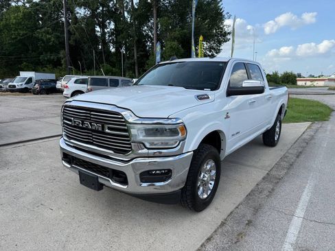 Used 2020 RAM 2500 Laramie AWD/4WD image 2