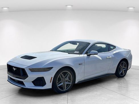 Used 2025 Ford Mustang GT Premium RWD image 8