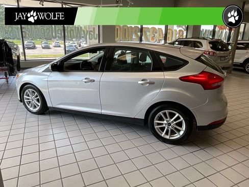 Used 2015 Ford Focus SE FWD image 4