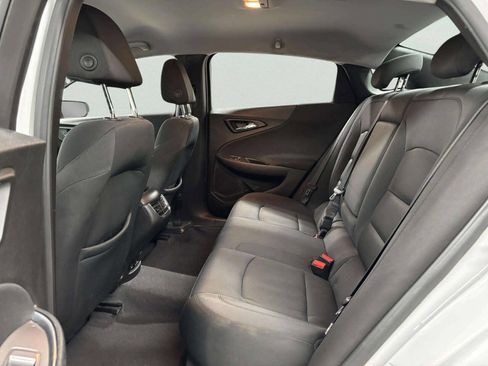 Used 2017 Chevrolet Malibu LT w/ Driver Confidence Package image 14