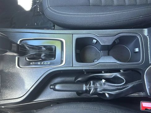 Used 2022 Ford Ranger XLT w/ Equipment Group 301A Mid RWD image 11