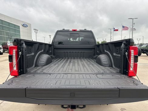New 2025 Ford F350 Lariat w/ Lariat Ultimate Package AWD/4WD image 39