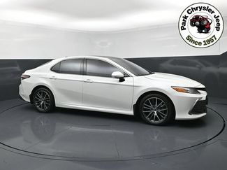 Used 2023 Toyota Camry XLE w/ Navigation Package AWD/4WD video 1
