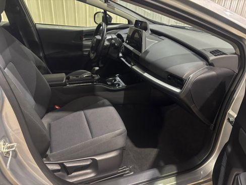 Used 2024 Toyota Prius LE image 26