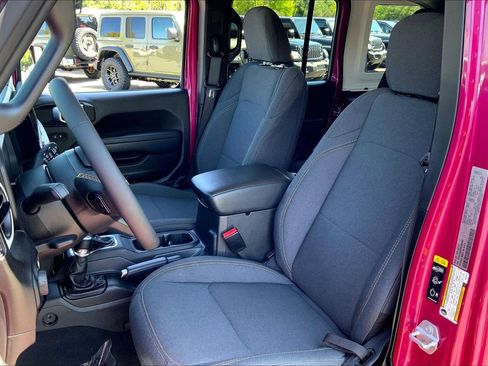 Certified 2024 Jeep Wrangler Unlimited Sport AWD/4WD image 8
